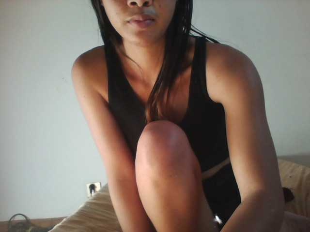PrettyLie live cam on BongaCams