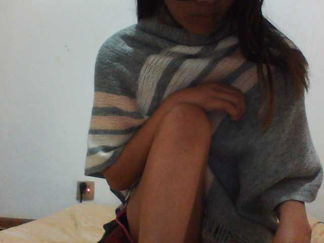 PrettyLie live cam on BongaCams