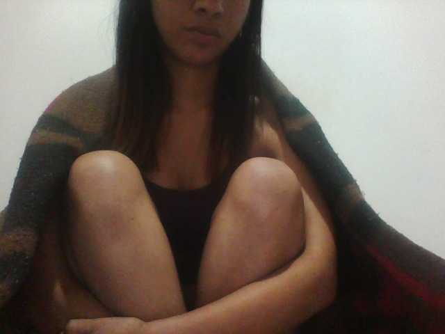 PrettyLie live cam on BongaCams