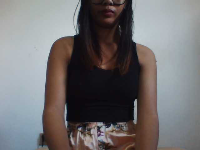 PrettyLie live cam on BongaCams
