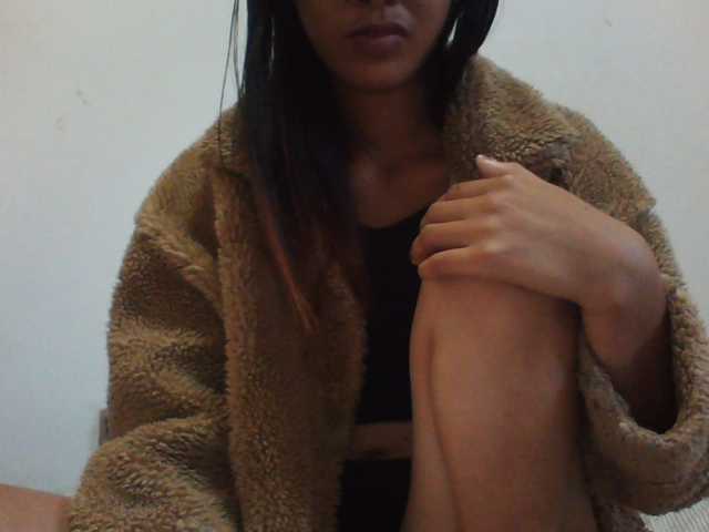 PrettyLie live cam on BongaCams