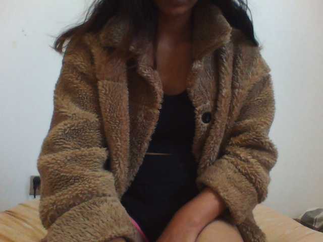 PrettyLie live cam on BongaCams