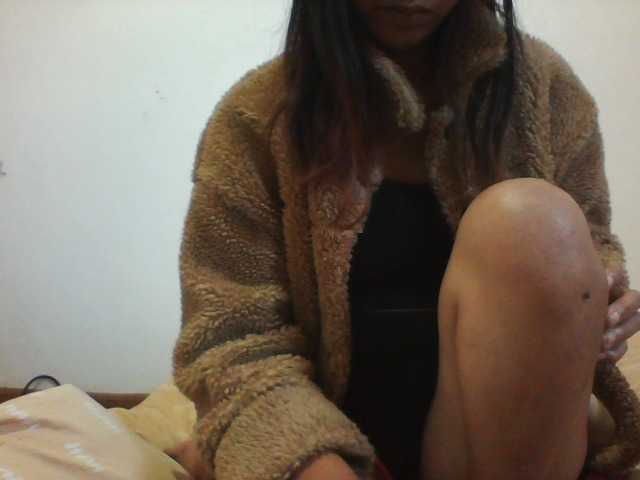 PrettyLie live cam on BongaCams
