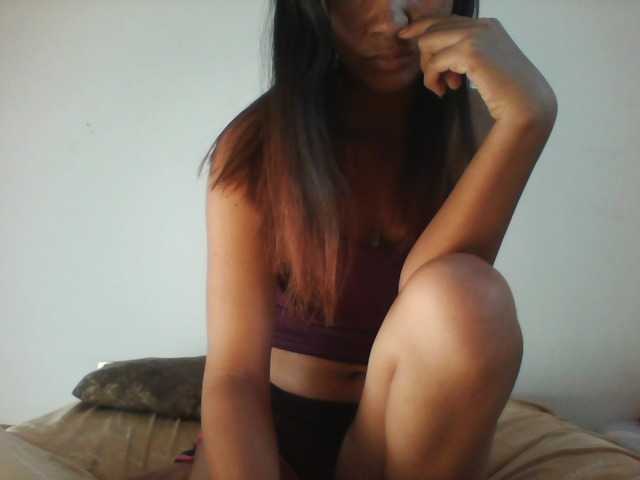 PrettyLie live cam on BongaCams
