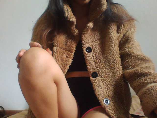 PrettyLie live cam on BongaCams