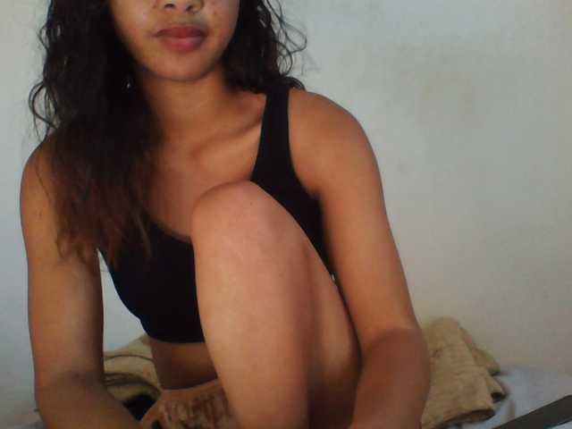 PrettyLie live cam on BongaCams