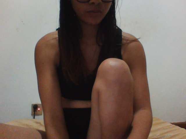 PrettyLie live cam on BongaCams