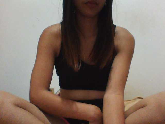 PrettyLie live cam on BongaCams