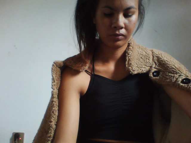 PrettyLie live cam on BongaCams