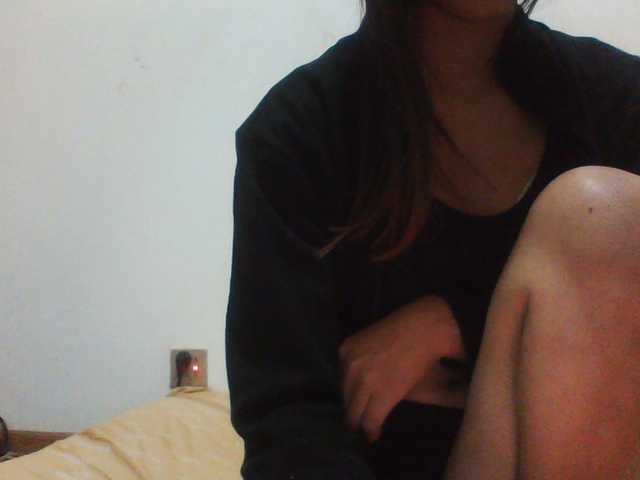 PrettyLie live cam on BongaCams