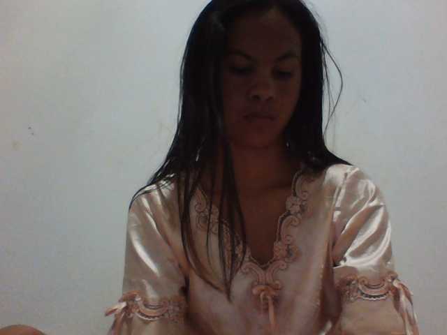 PrettyLie live cam on BongaCams