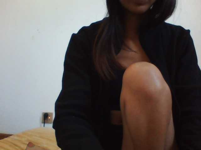 PrettyLie live cam on BongaCams