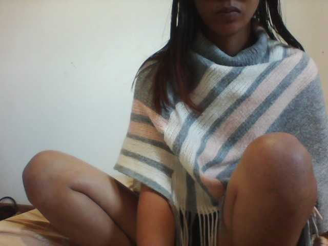 PrettyLie live cam on BongaCams
