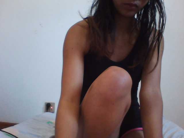 PrettyLie live cam on BongaCams