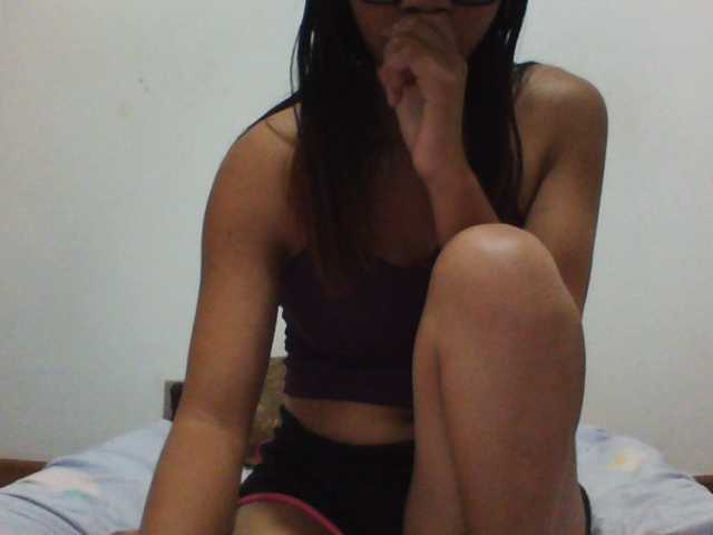 PrettyLie live cam on BongaCams