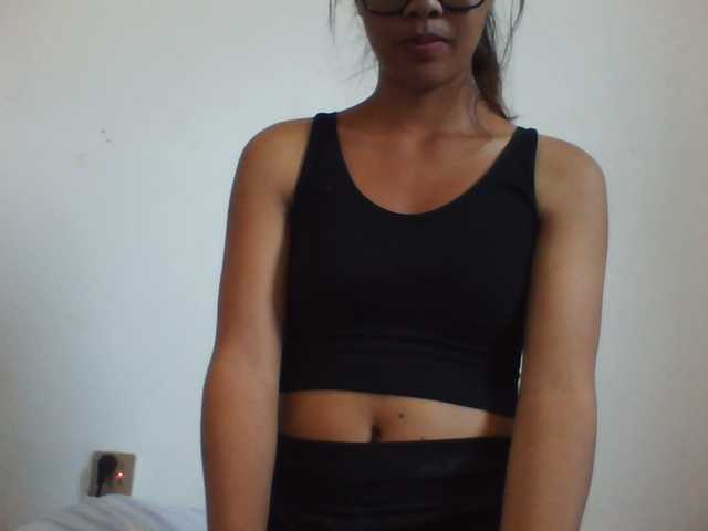 PrettyLie live cam on BongaCams