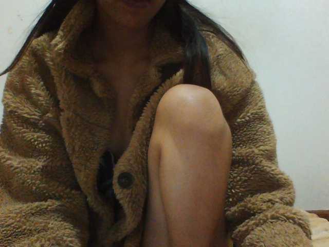 PrettyLie live cam on BongaCams