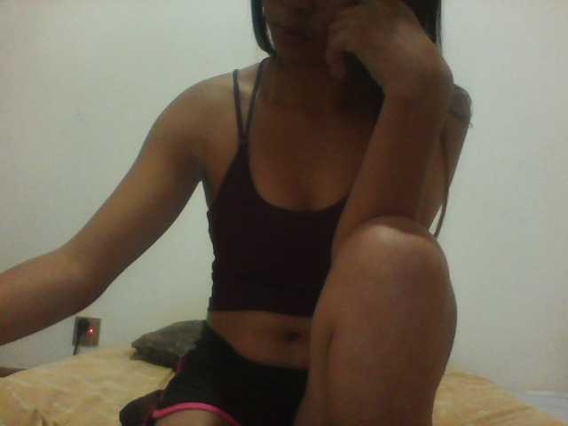 PrettyLie live cam on BongaCams
