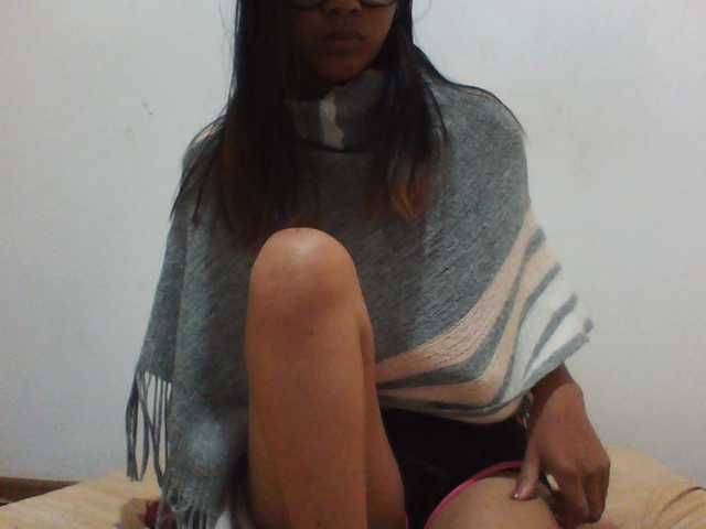 PrettyLie live cam on BongaCams