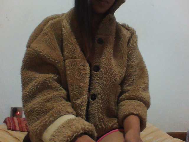 PrettyLie live cam on BongaCams