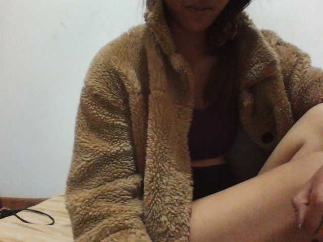 PrettyLie live cam on BongaCams
