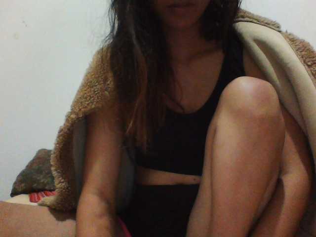 PrettyLie live cam on BongaCams