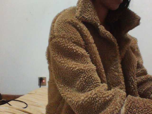 PrettyLie live cam on BongaCams