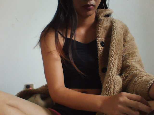 PrettyLie live cam on BongaCams