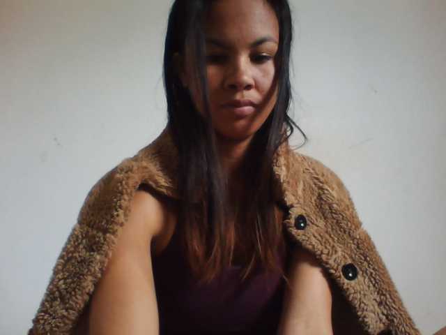 PrettyLie live cam on BongaCams