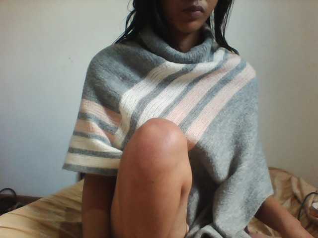 PrettyLie live cam on BongaCams