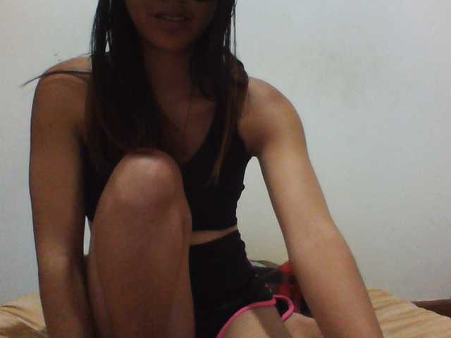 PrettyLie live cam on BongaCams