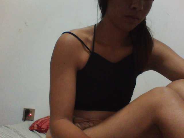 PrettyLie live cam on BongaCams