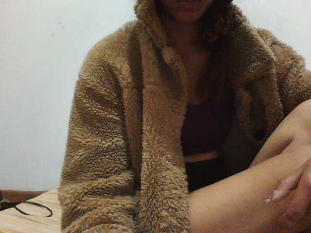 PrettyLie live cam on BongaCams