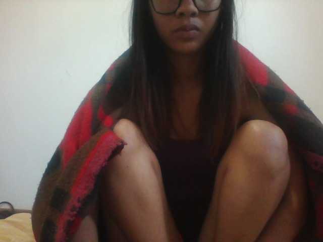 PrettyLie live cam on BongaCams