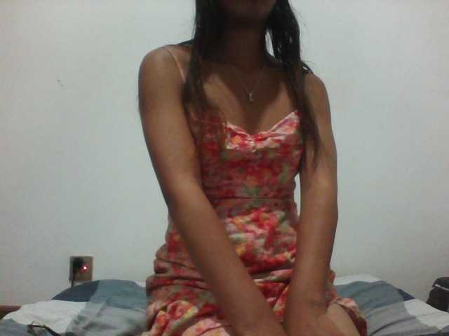 PrettyLie Live Cam on BongaCams