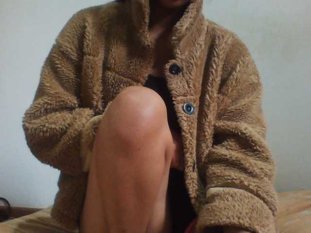 PrettyLie live cam on BongaCams