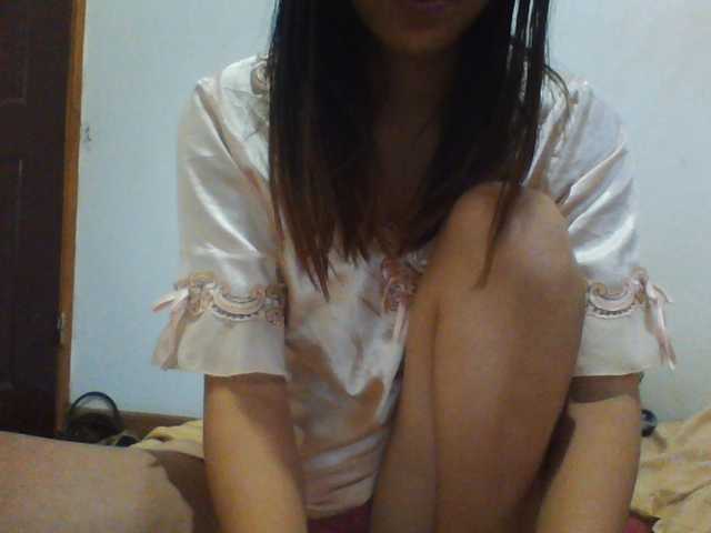 PrettyLie live cam on BongaCams