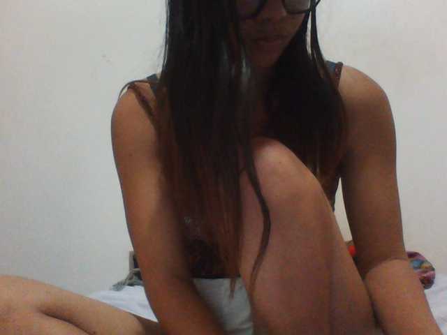 PrettyLie live cam on BongaCams