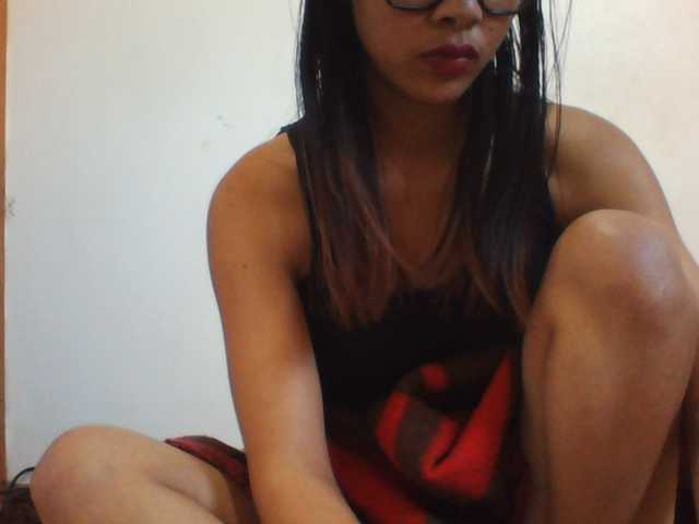 PrettyLie live cam on BongaCams