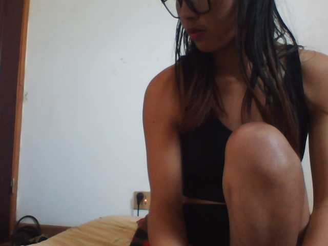 PrettyLie live cam on BongaCams