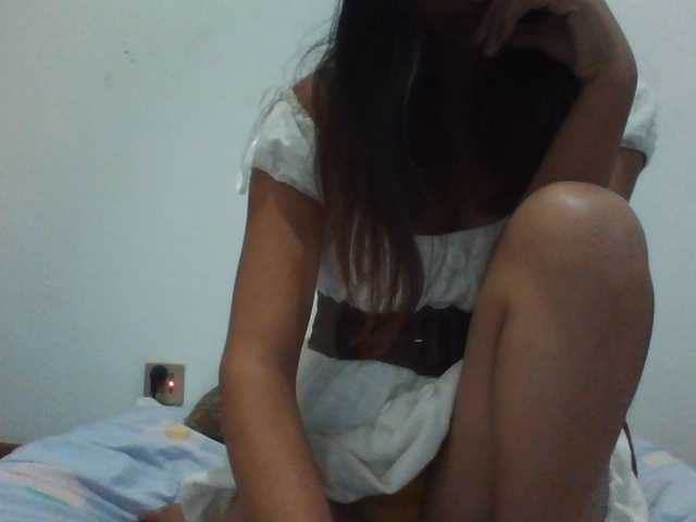PrettyLie live cam on BongaCams