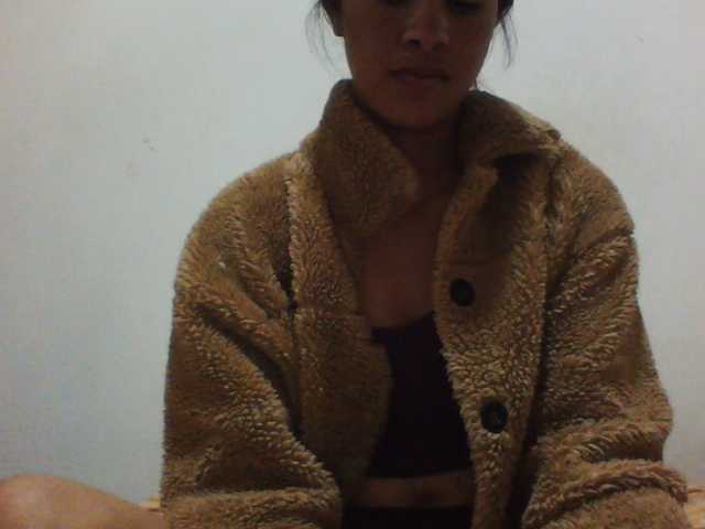 PrettyLie live cam on BongaCams