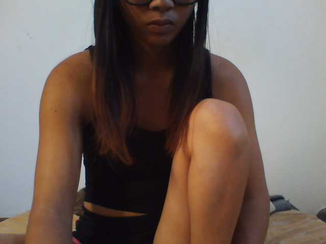 PrettyLie live cam on BongaCams