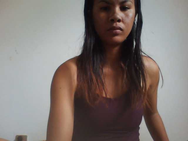 PrettyLie live cam on BongaCams
