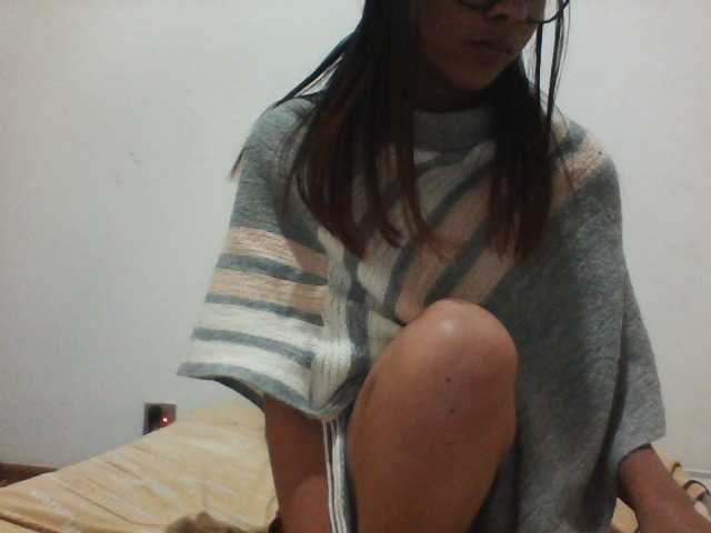 prettylie cam belle