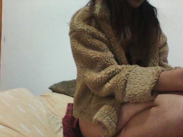 PrettyLie live cam on BongaCams
