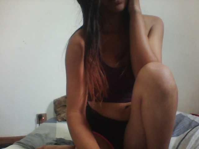PrettyLie live cam on BongaCams