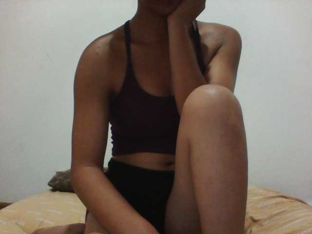 PrettyLie live cam