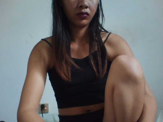 PrettyLie live cam on BongaCams