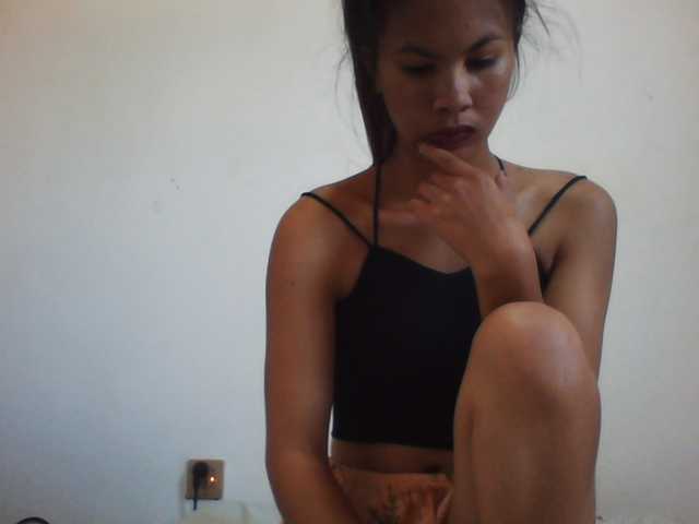 YoungLie69 — live female cam